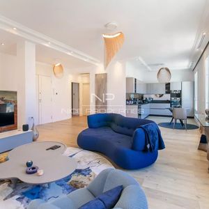 Property in Carre d'Argent