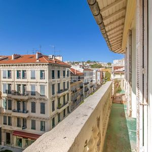 Property in Carre d'Argent