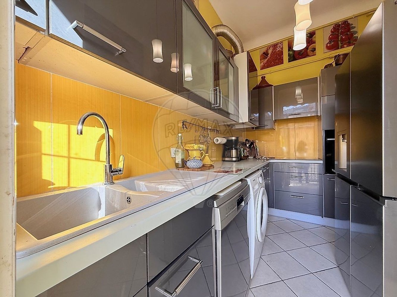 Property photo in Carre d'Or