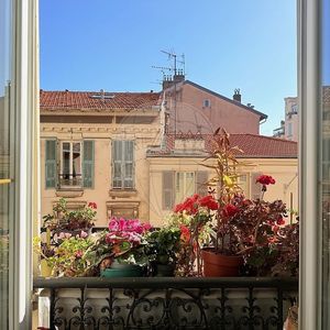 Property in Carre d'Or