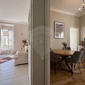 Property in Carre d'Or