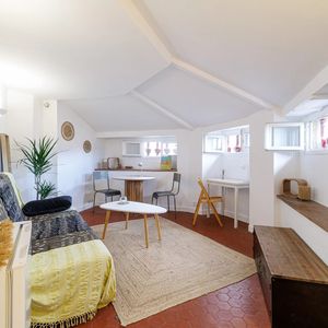 Property in Carre d'Or