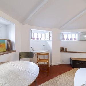 Property in Carre d'Or