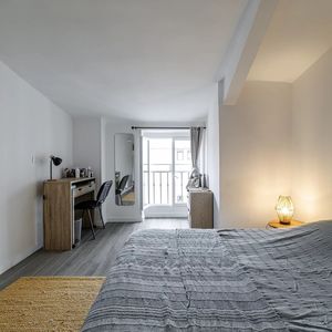 Property in Carre d'Or