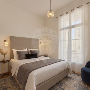 Property in Carre d'Or