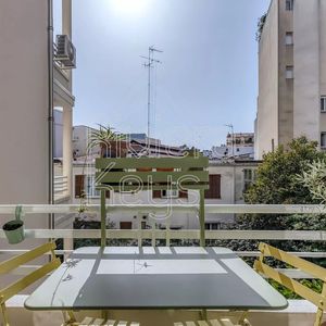 Property in Carre d'Or