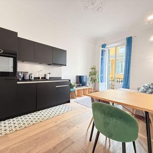 Property in Carre d'Or