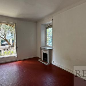 Property in Carre d'Or