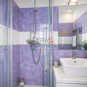 Property in Carre d'Or