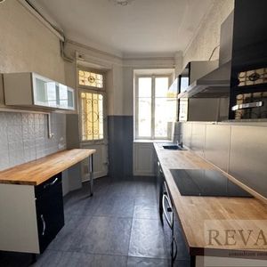 Property in Carre d'Or