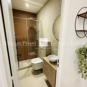 Property in Carre d'Or