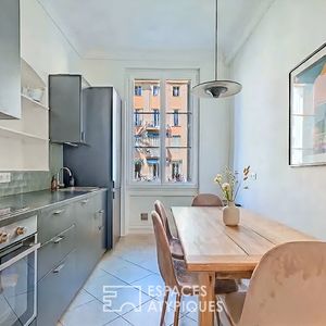 Property in Carre d'Or