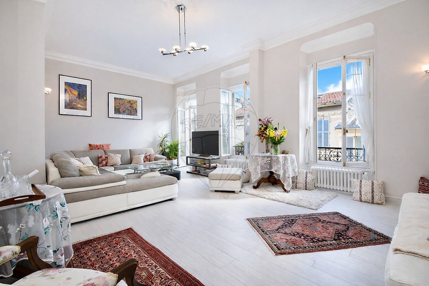 Property photo in Carre d'Or