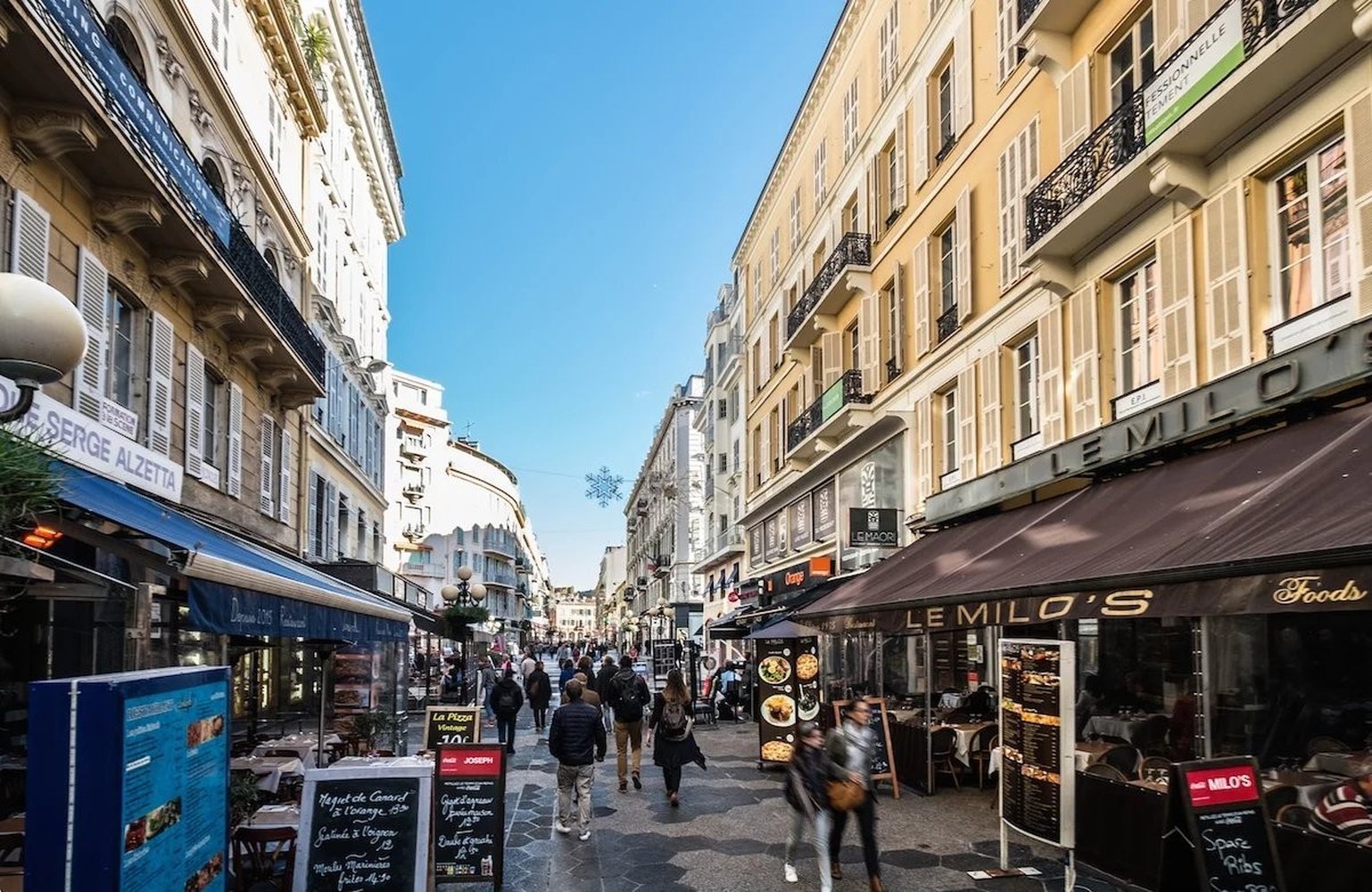 Property photo in Carre d'Or