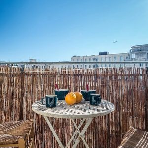 Property in Carre d'Or