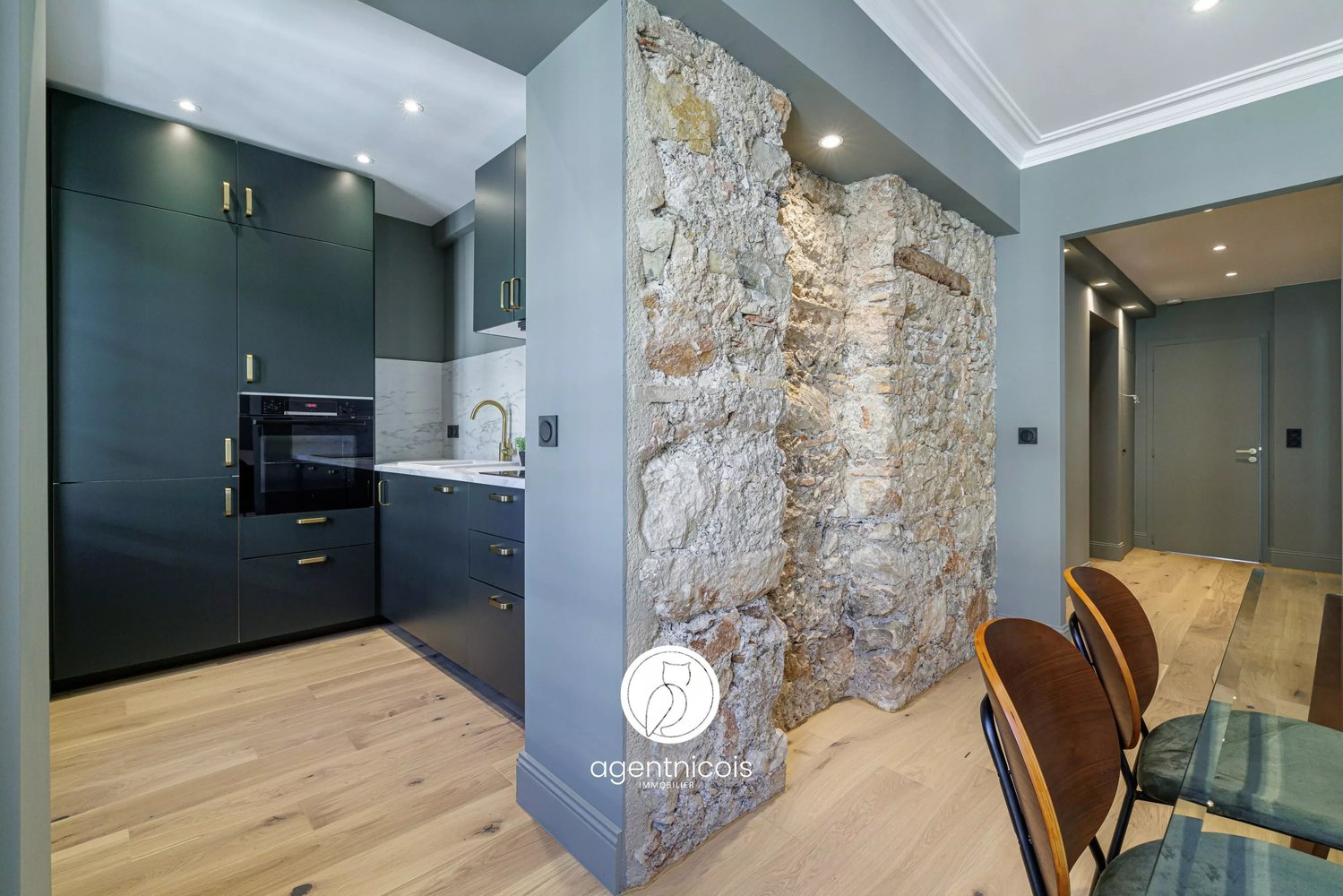 Property photo in Carre d'Or