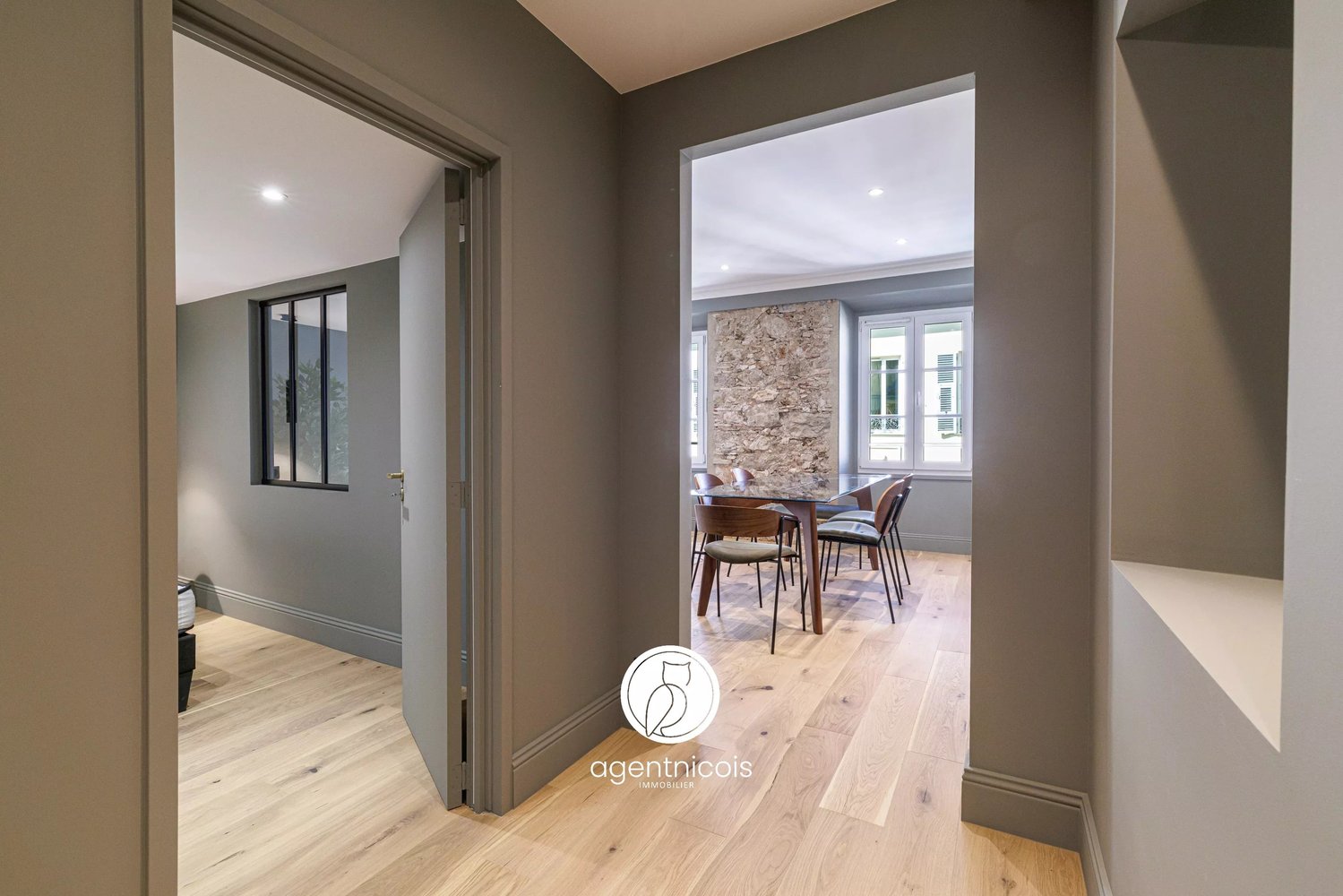 Property photo in Carre d'Or