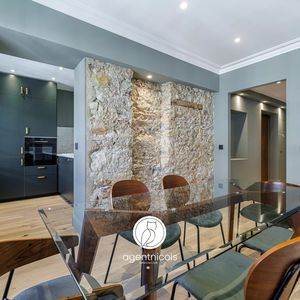 Property in Carre d'Or