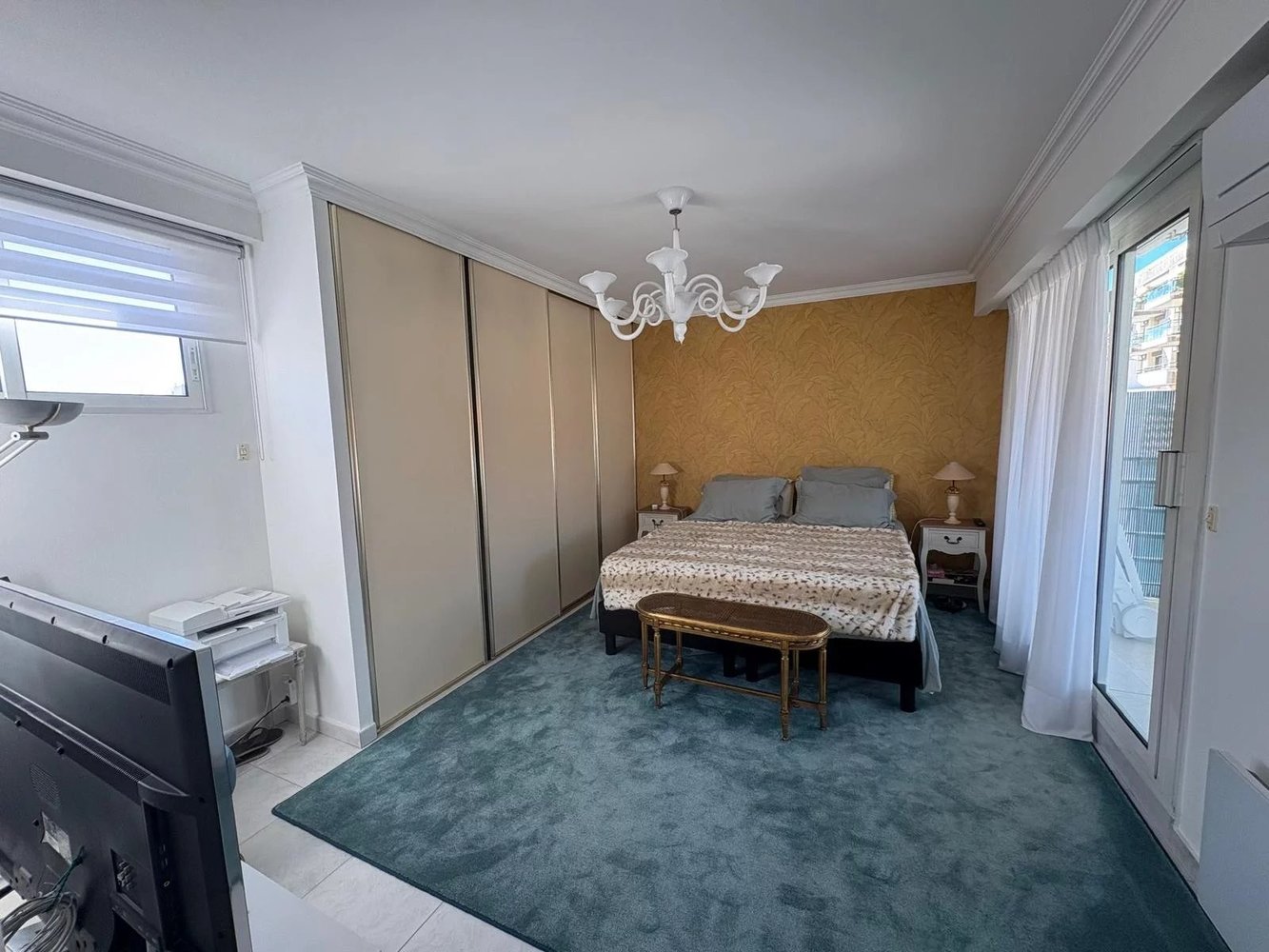 Property photo in Carre d'Or