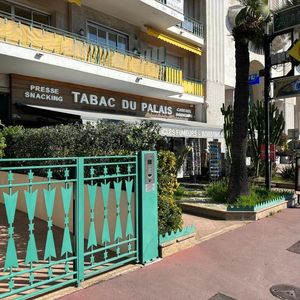 Property in Carre d'Or