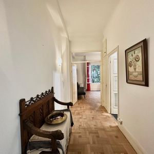 Property in Carre d'Or