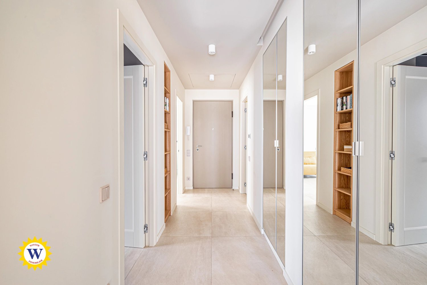 Property photo in Carre d'Or