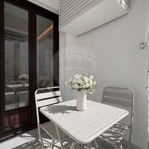 Property in Carre d'Or