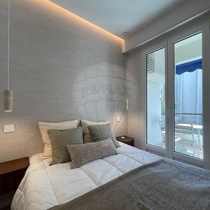 Property in Carre d'Or