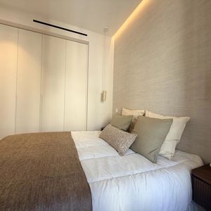 Property in Carre d'Or