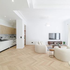 Property in Carre d'Or