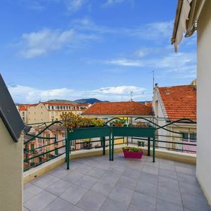 Property in Musicians Quarter