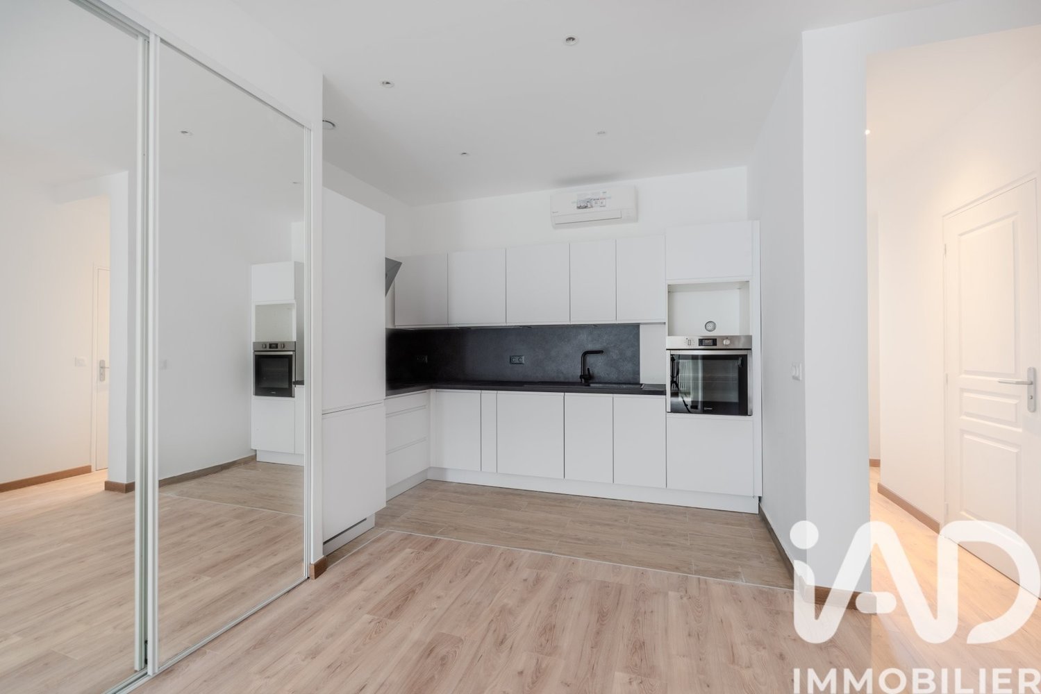 Property photo in Musicians Quarter