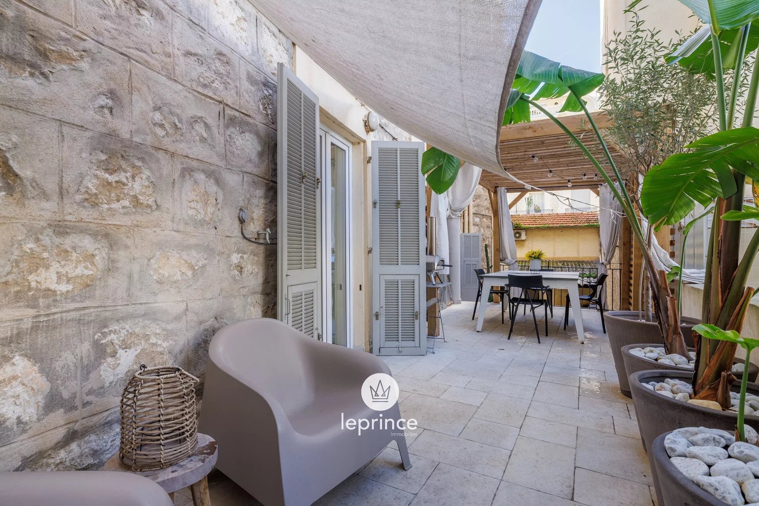 Property photo in Musicians Quarter