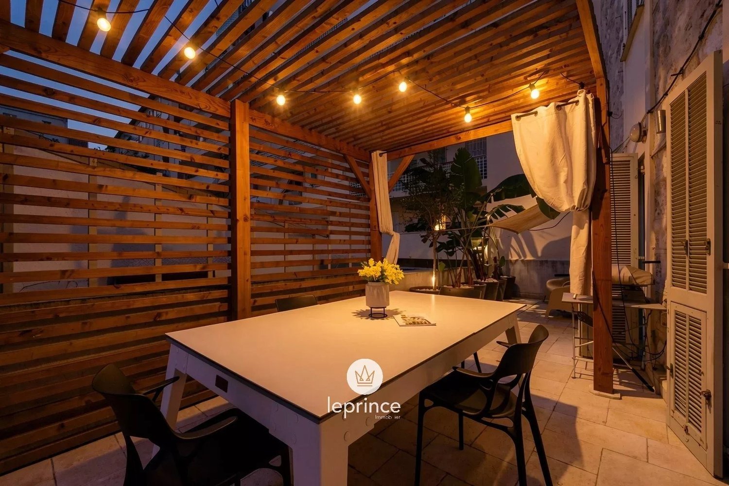 Property photo in Musicians Quarter