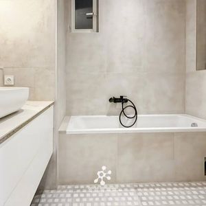 Property in Musicians Quarter