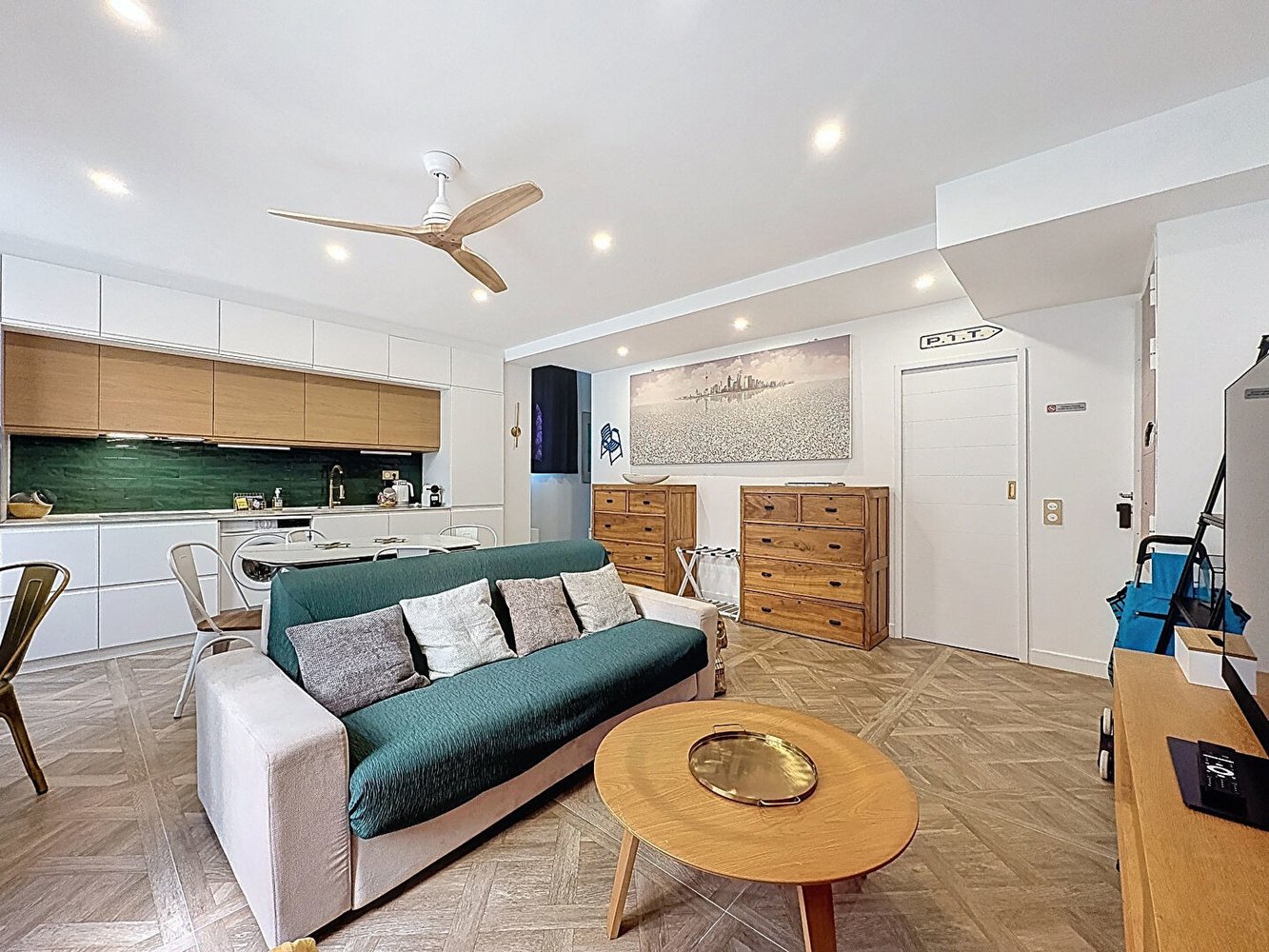 Property photo in Musicians Quarter