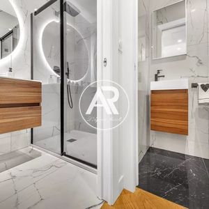 Property in Musicians Quarter