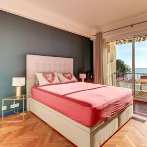 Property in Old Town