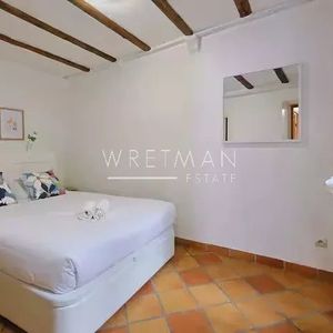 Property in Old Town