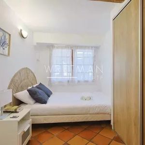 Property in Old Town