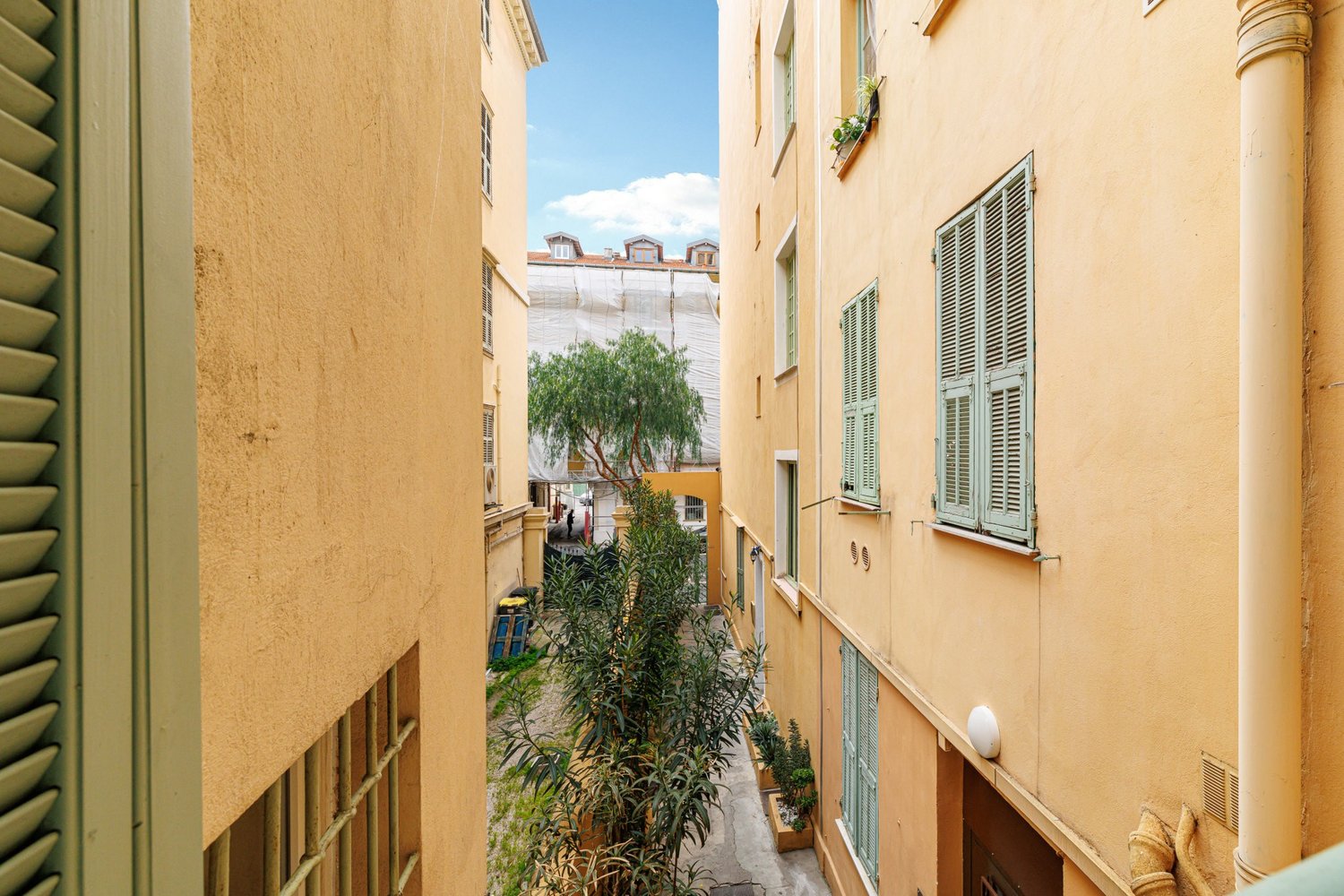 Property photo in Port