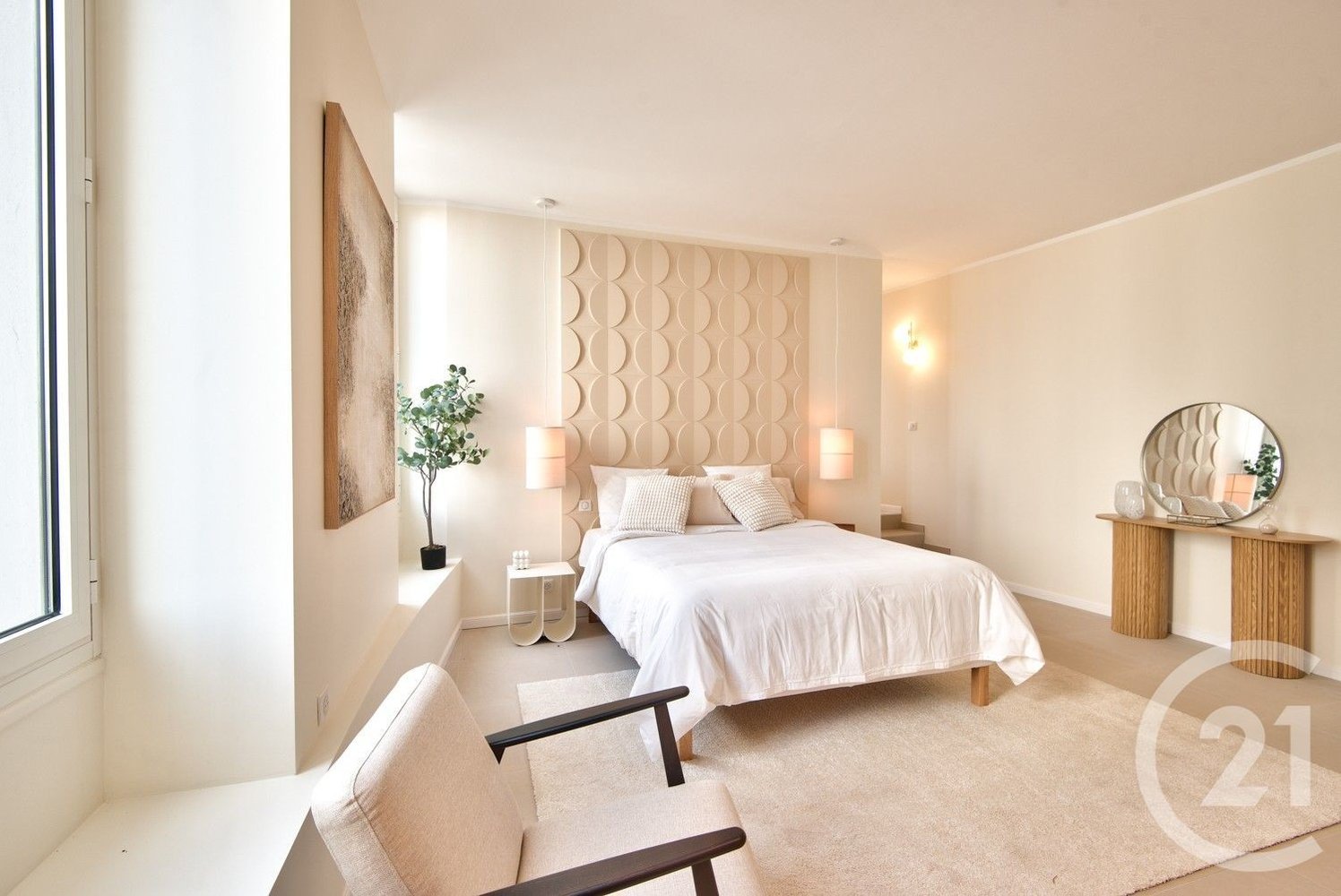 Property photo in Port