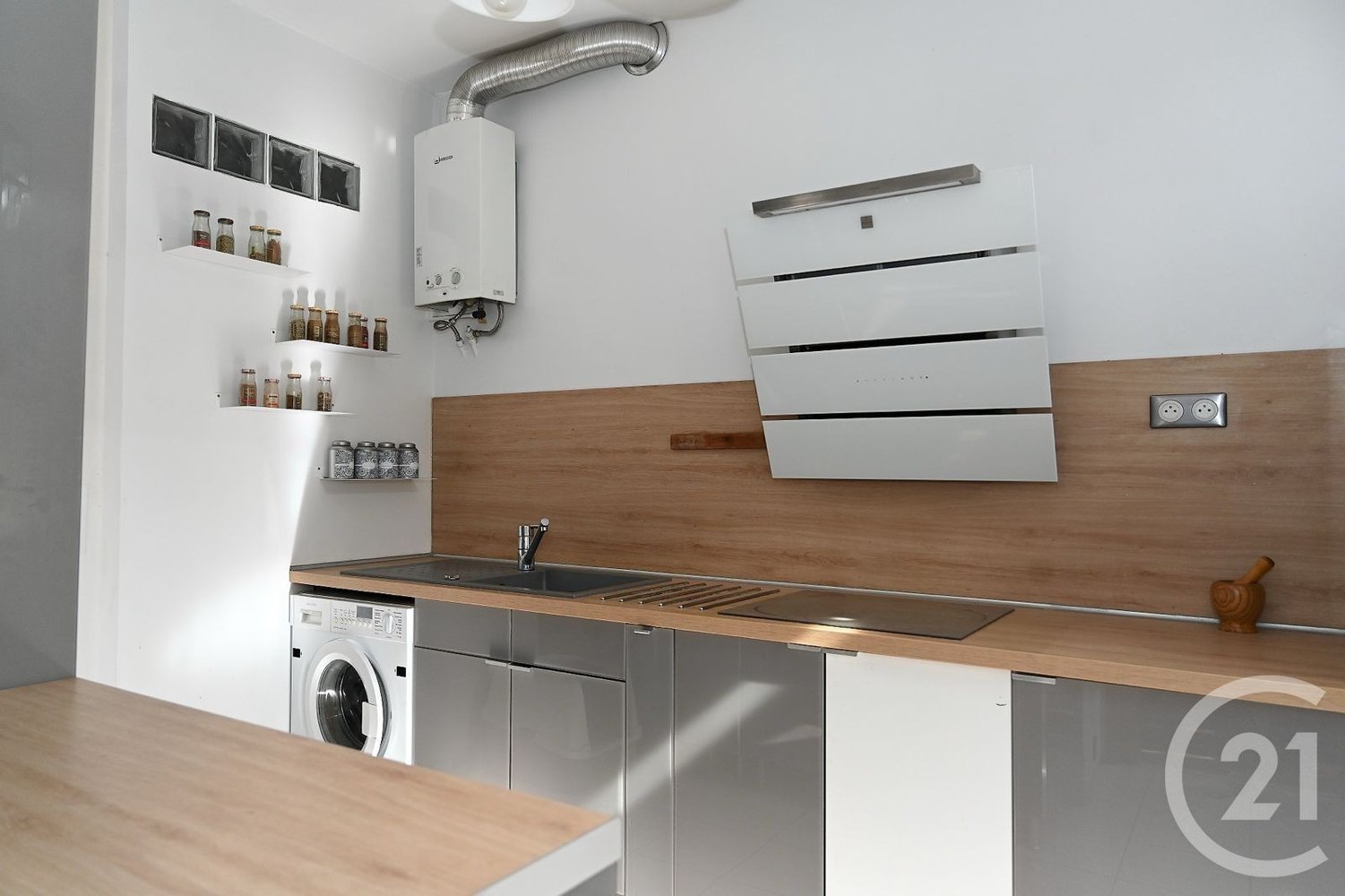 Property photo in Port