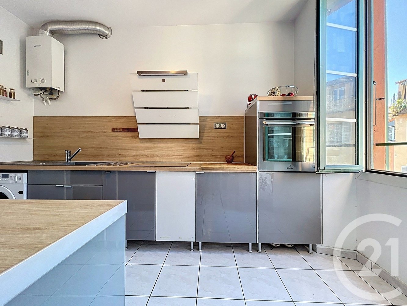 Property photo in Port