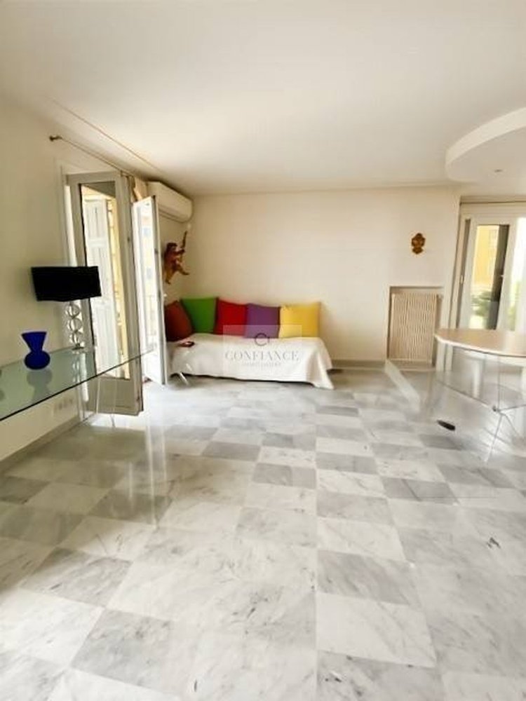 Property photo in Port