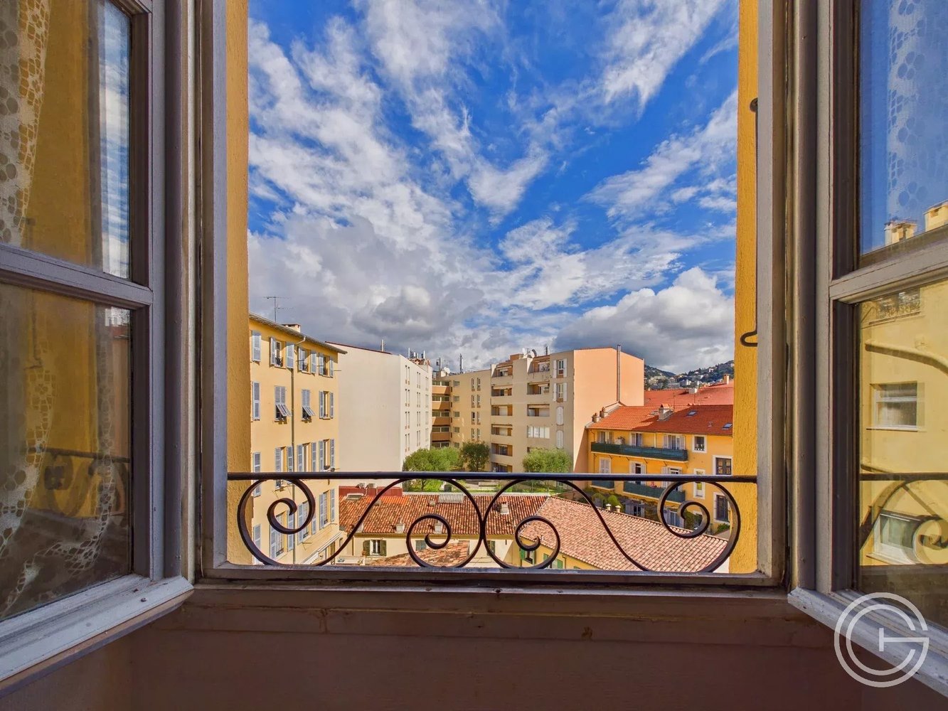 Property photo in Port