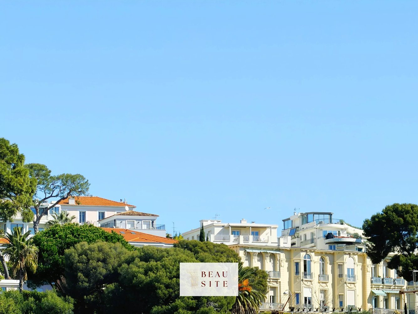 Property photo in Carre d'Argent