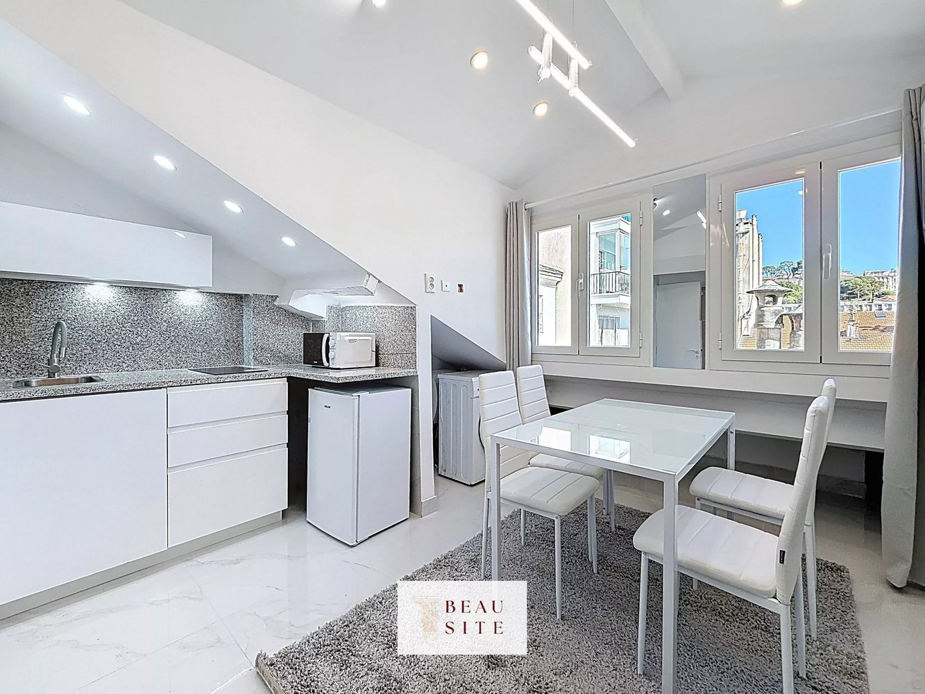 Property photo in Carre d'Argent