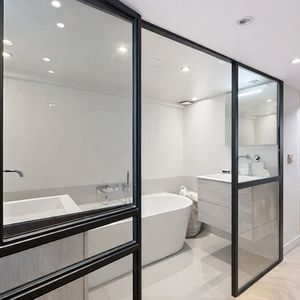 Property in Carre d'Argent