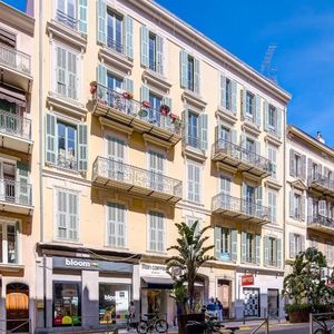 Property in Carre d'Argent